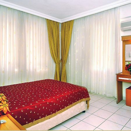 Hotel Hedef Kleopatra Golden Sun à Alanya Extérieur photo