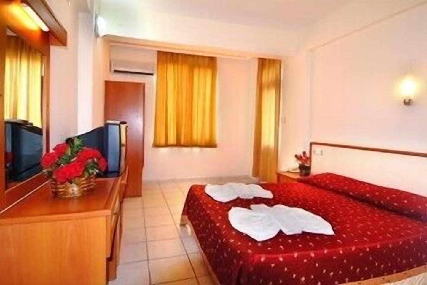 Hotel Hedef Kleopatra Golden Sun à Alanya Extérieur photo